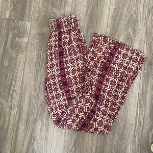 Brandy Melville Patterned Maroon and White Pants